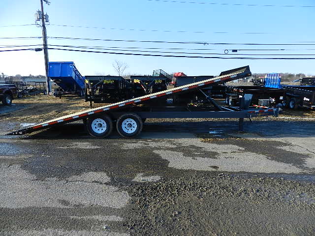 BWise 8 x 22 Deckover Equipment Trailer Power Tilt